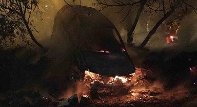 Kızına hediye aldığı otomobil yandı
