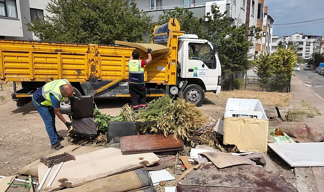Kocaeli Çayırova'dan kaba atık uyarısı