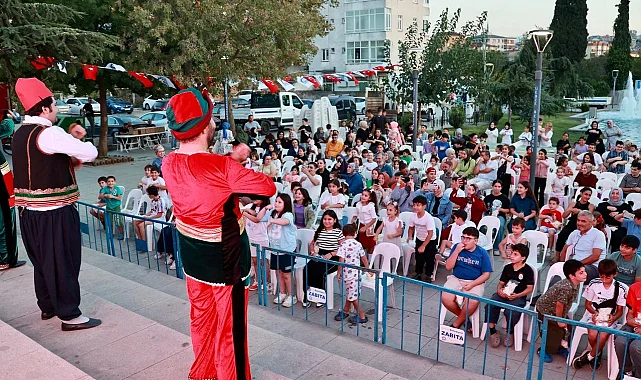 Kocaeli Gebze'de mahalle sineması coşkusu devam ediyor