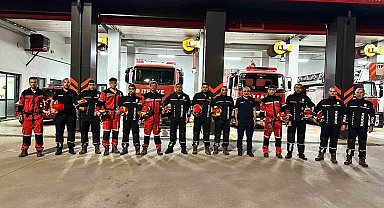 Kocaeli'den deprem bölgesine arama kurtarma ekibi