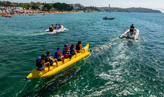 Kocaeli'de 'engelsiz' deniz keyfi