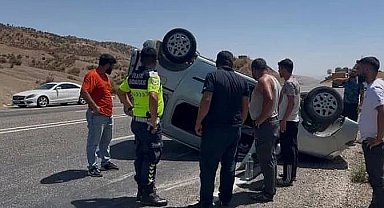 Kontrolden çıkan araç devrildi, emniyet kemeri hayat kurtardı
