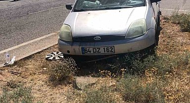 Kontrolden çıkan otomobil orta refüje çıktı: 1 yaralı