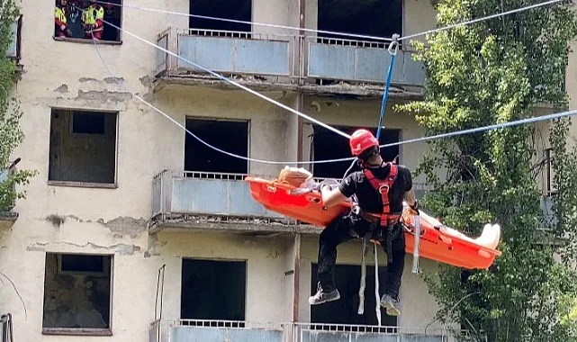 Konya İtfaiyesi'nden Gürcistan'da "Doğada Arama Kurtarma Eğitimi"