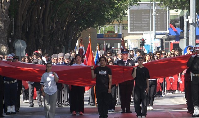 Konya'da 30 Ağustos Zafer Bayramı coşkusu
