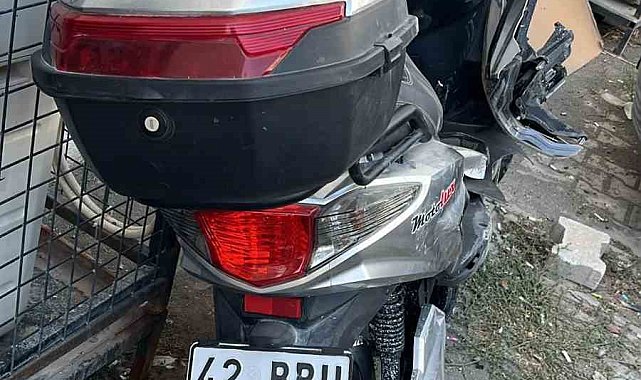 Konya'da motosiklet minibüsle çarpıştı: 2 yaralı