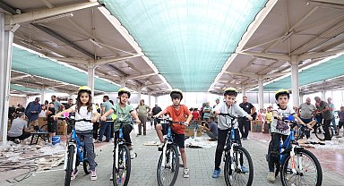 Konya'da 'güle oynaya cami'ye gelenler bisikletlerine kavuştu