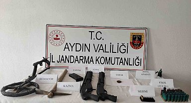Köşk'teki işletmenin ek binasında uyuşturucu ve av tüfekleri ele geçirildi