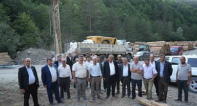 Köylülerden içme suyu için sondaj çalışması yapan Kastamonu Belediyesine tepki: "Bu suyu aldıktan sonra 38 köyümüz susuz kalacak"