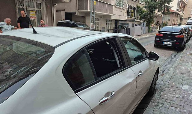 Küçükçekmece'de ailesini rehin alan şahıs 3. kattan aşağı atladı