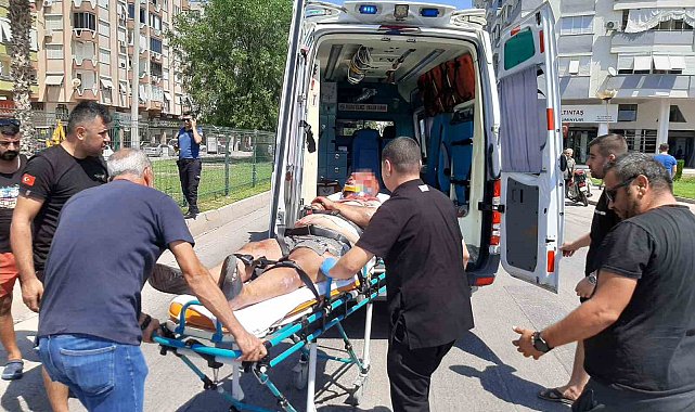 Kumluca'da otomobil ile motosiklet çarpıştı: 1 yaralı