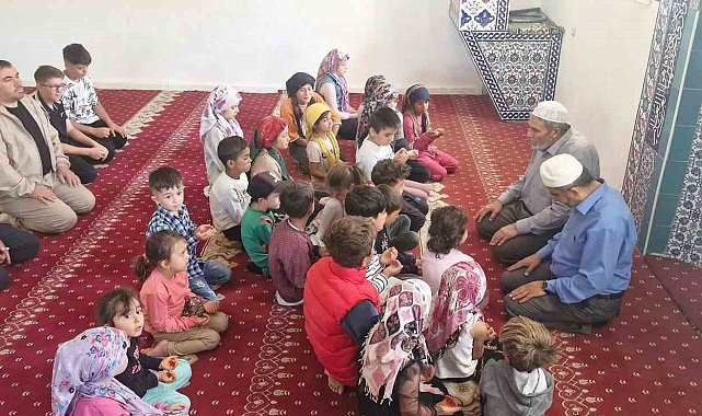 Kur'an Kursu mezuniyet töreninde birinciler ödüllendirildi