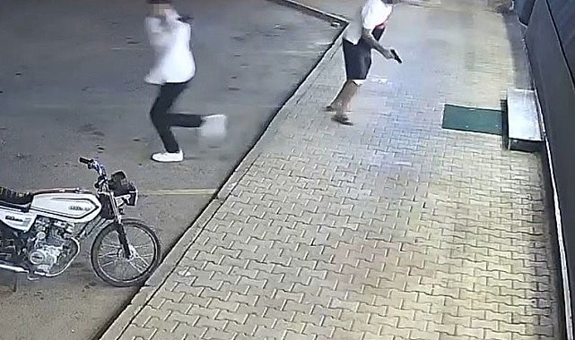 Kurşunlama anları kamerada: 2 milyon TL haraç istemişler