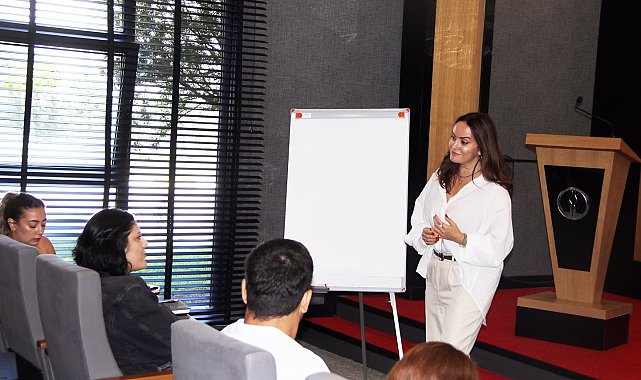 Kütahya OSB Akademi'de "İş Hayatında İkna ve İfade Gücü" eğitimi