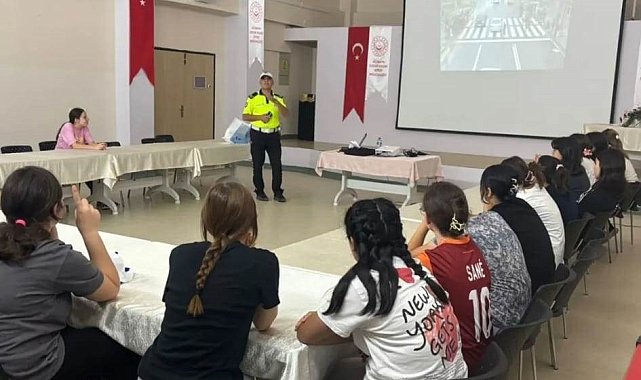 Kütahya'da korunma ve bakım altındaki çocuklara trafik eğitimi
