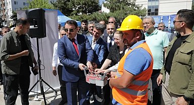 Kütahya'da Şevelli Camii'nin temeli dualarla atıldı