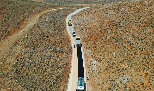 Malatya Büyükşehir'in yol mesaisi tam gaz