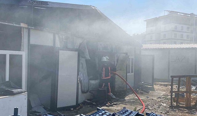 Malatya'da şantiyede korkutan yangın