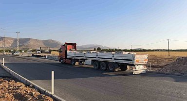 Malatya'da üç aracın karıştığı kazada 1 kişi yaralandı
