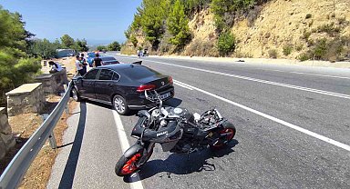 Manavgat'ta 4 araçlı zincirleme kaza: 1 yaralı