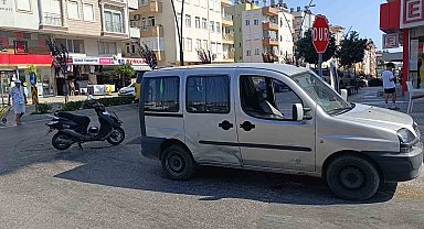 Manavgat'ta motosiklet ile hafif ticari araç çarpıştı: 1 yaralı