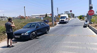 Manavgat'ta tali yola giren otomobil motosikletle çarpıştı: 1 yaralı