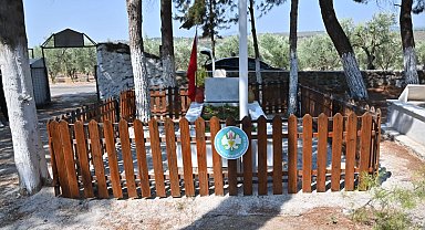 Manisa Büyükşehir Belediyesi şehit kabirlerini yeniliyor