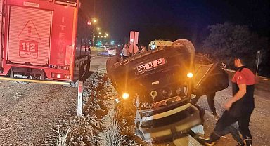 Mardin'de otomobil devrildi: 3 yaralı