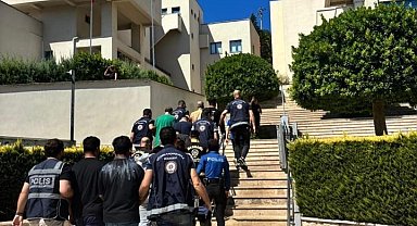 Marmaris'te göçmen kaçakçılığı operasyonu: 10 tutuklama