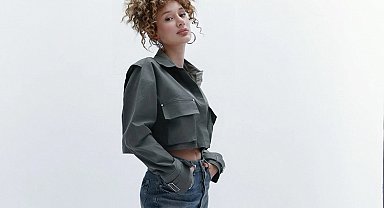 Mela Bedel'den yaza damga vuracak yeni hit: "Hadi Yallah"