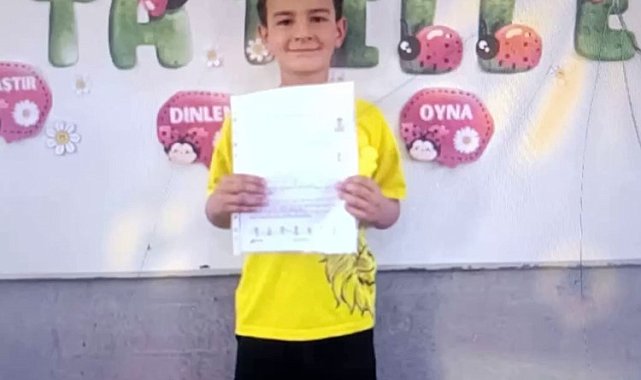 Mermer yüklü kamyon devrildi, sürücünün 7 yaşındaki oğlu hayatını kaybetti