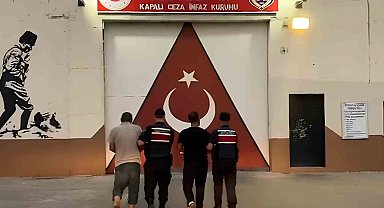 Mersin'de 2 ton bakır kablo çalan hırsızlar yakalanıp tutuklandı