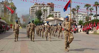 Mersin'de 30 Ağustos Zaferi coşkuyla kutlandı