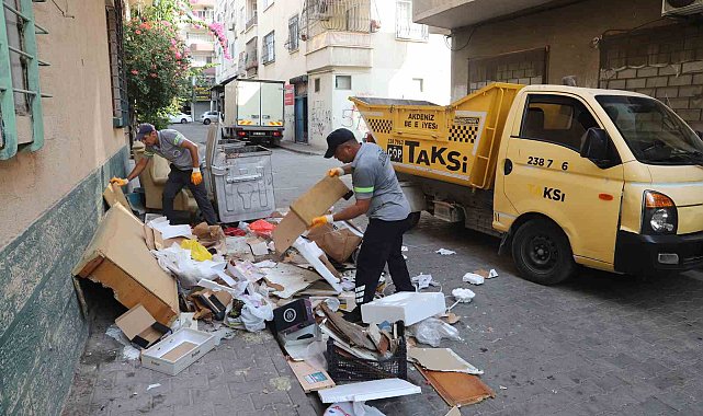 Mersin'de çöp taksiler mobilya atıkları için nöbette