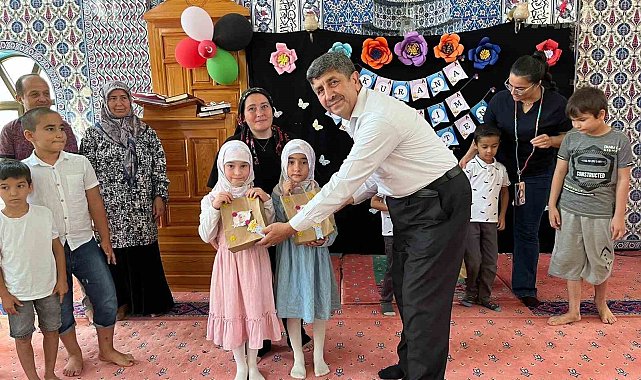 Mersin'de Kur'an Kursu öğrencileri Kur'an'a geçmenin heyecanını yaşadı