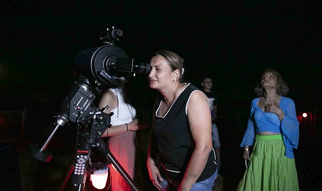 Mersinliler, meteor yağmurunu gözlem şenliğinde izledi