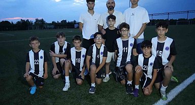 Messi ve Ronaldo hayaliyle sahaya çıkıyorlar