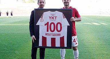 Mesut Özdemir, Pendikspor formasıyla 100. maçına çıktı