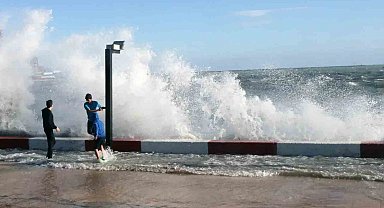 Meteorolojiden Fethiye-Finike arasında fırtına uyarısı