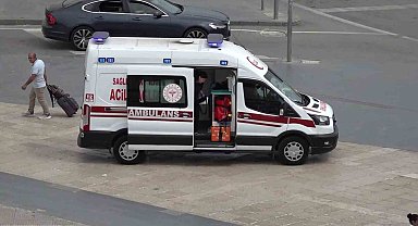 Meydanda merdivenlerden düşen şahıs yaralandı
