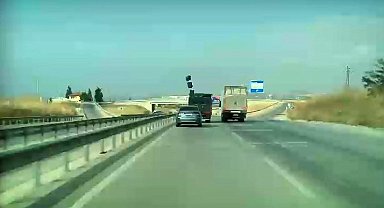 Meyve sebze kasaları trafiği savaş alanına çevirecekti