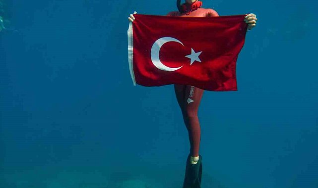 Milli sporcu Şahika Ercümen'den, zafer dalışı