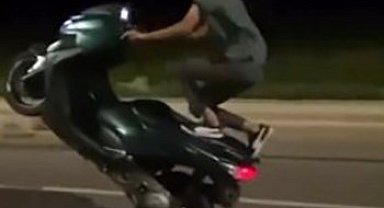 Motosiklet üzerinde tehlikeli harekete 59 bin TL ceza
