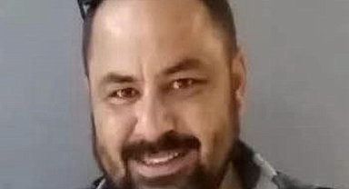 Motosikletinin hakimiyetini kaybeden sürücü hayatını kaybetti