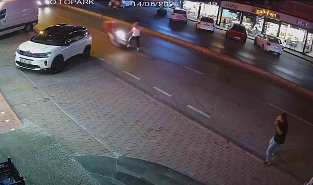 Motosikletli vatandaşa çarptı