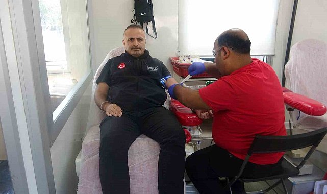 Muğla'da "Candan Bağlıyız" kampanyasıyla kan bağışı etkinliği düzenlendi
