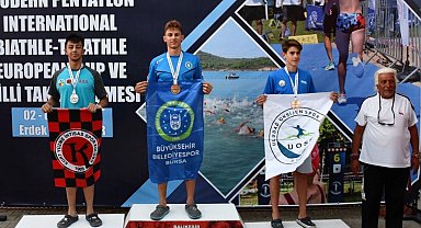 Muhammed Emir Kurtulan'dan Biathle-Triathle'de çifte altın