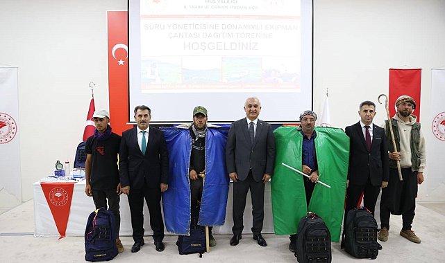 Muş'ta 400 çobana donanımlı ekipman çantası dağıtıldı