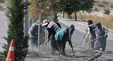 Nevşehir'de orta refüjler modern bir görünüme kavuşuyor