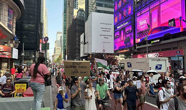 New York'ta on binlerce kişilik İsrail protestosu
